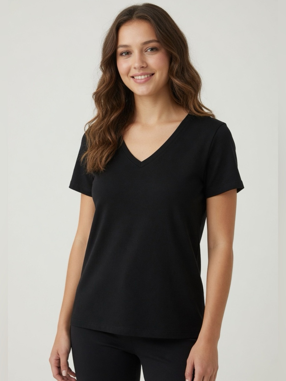 a new day Women’s Black V-Neck Short Sleeve Tee Size Large